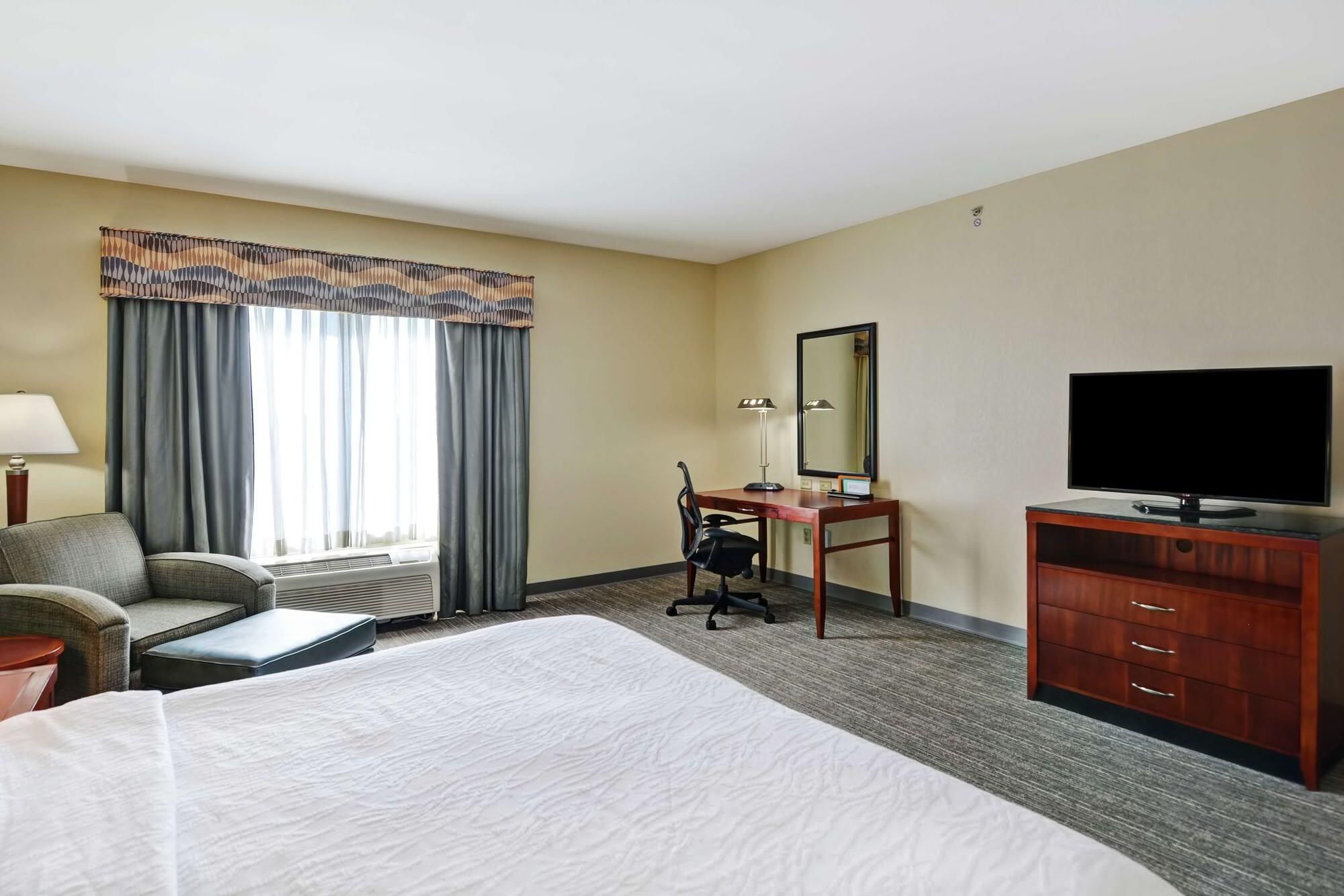 Hilton Garden Inn Конуэй Экстерьер фото