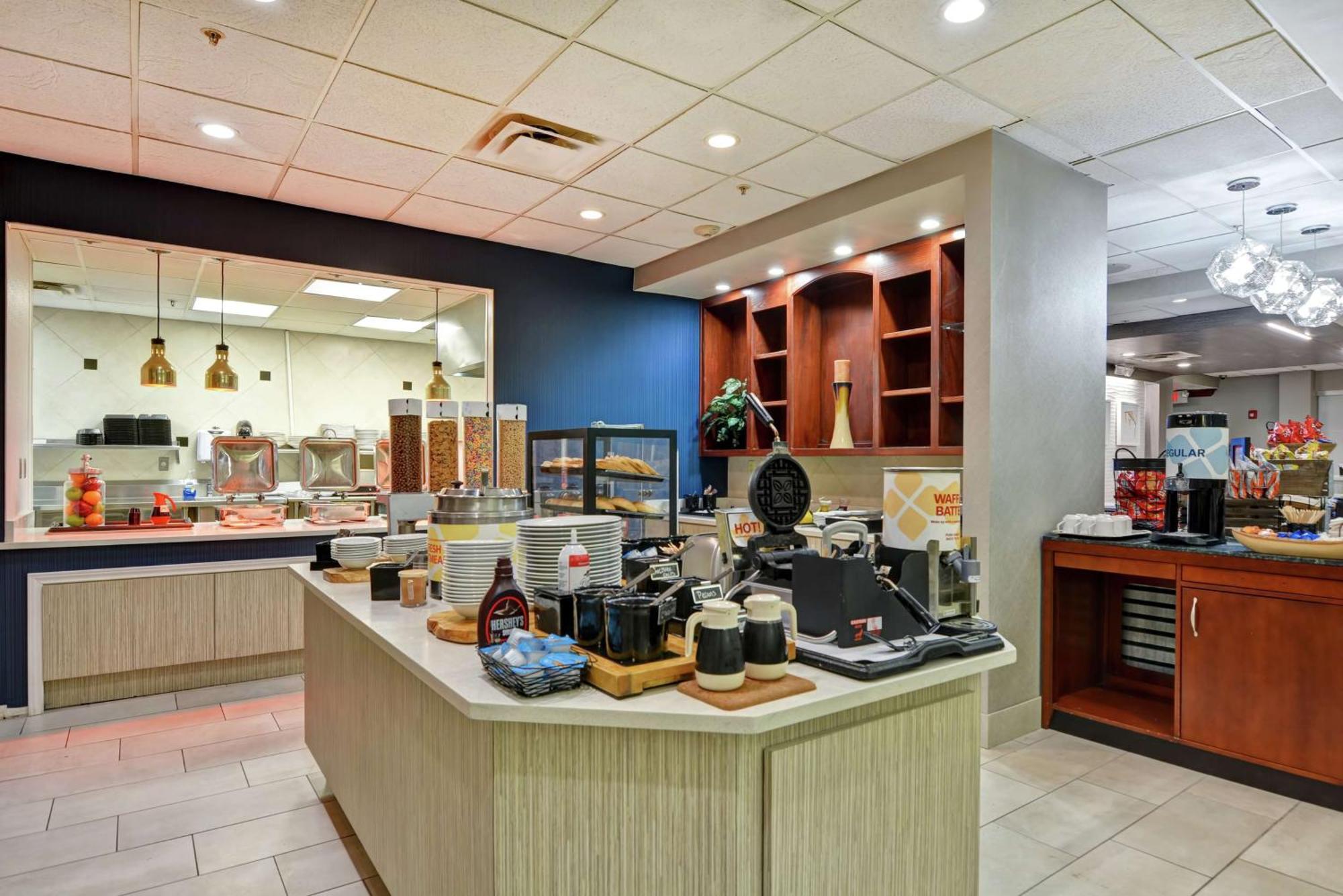 Hilton Garden Inn Конуэй Экстерьер фото