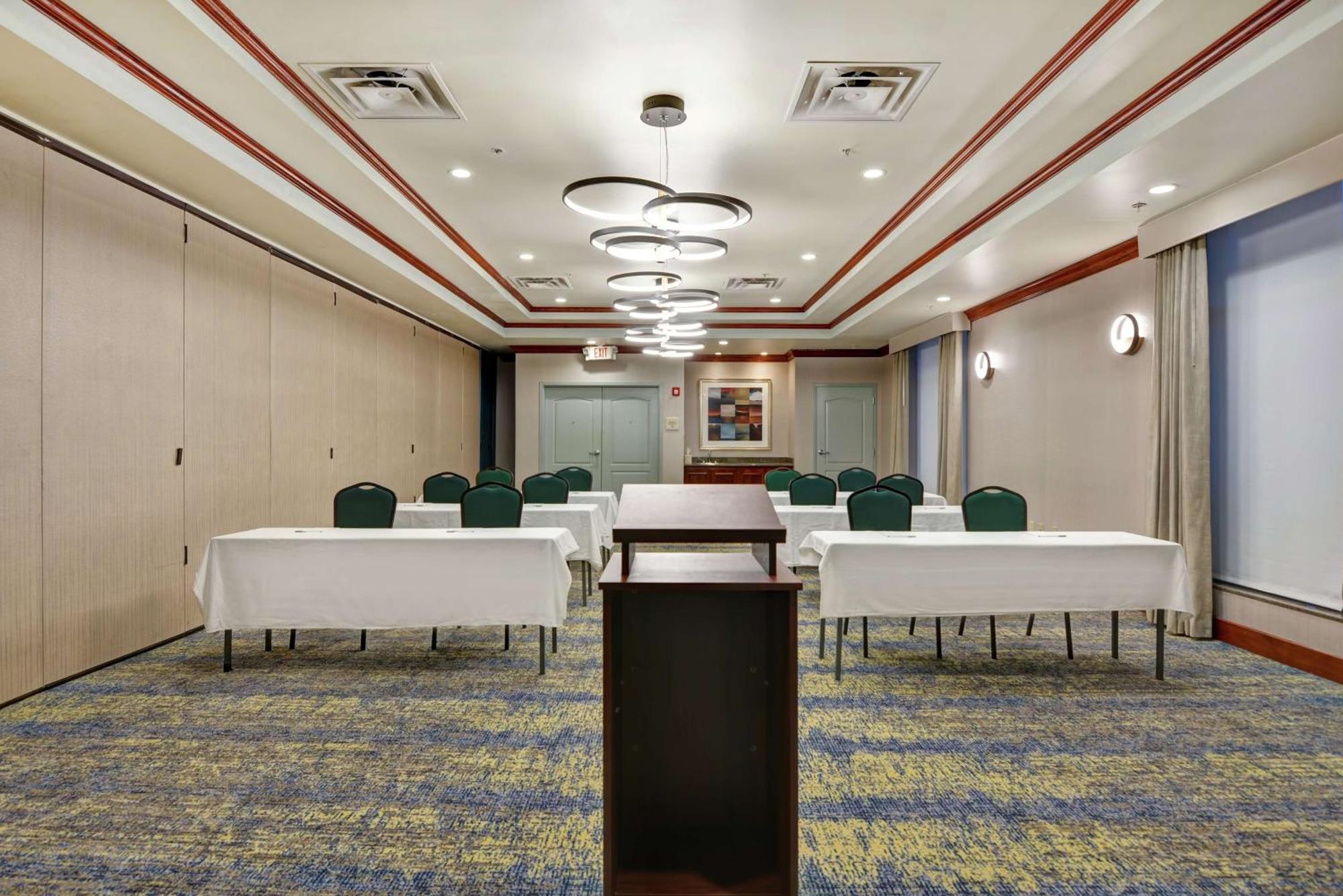 Hilton Garden Inn Конуэй Экстерьер фото