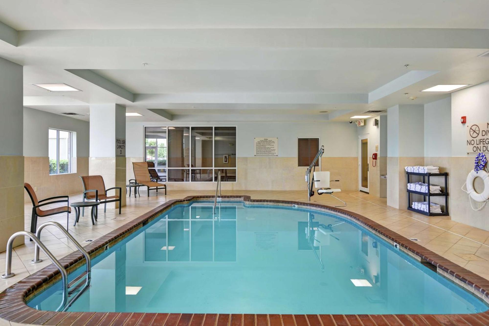 Hilton Garden Inn Конуэй Экстерьер фото
