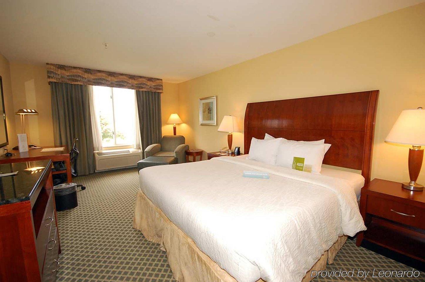 Hilton Garden Inn Конуэй Экстерьер фото